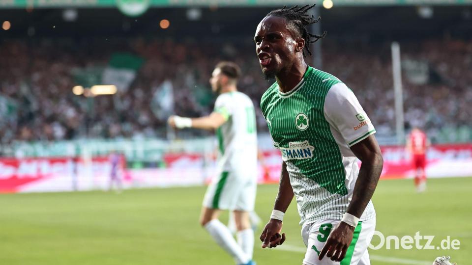 Noel Futkeu zeigt, warum er Torschützenkönig der 2. Bundesliga ist. Bild: Daniel Karmann/dpa