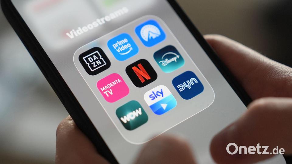 Netflix, Amazon Prime, Disney+ und die großen Fernsehsender sollen verpflichtet werden, auch Geld in europäische Produktionen zu stecken. (Symbolbild) Bild: Marcus Brandt/dpa