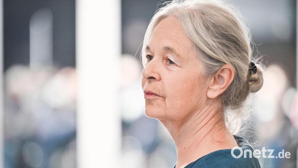 Daniela Klette nahm das Urteil äußerlich gelassen auf. Bild: Sina Schuldt/dpa-pool/dpa