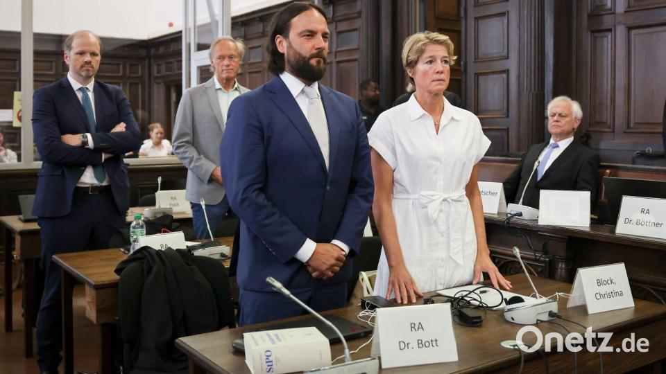Christina Block und ihr Anwalt Ingo Bott Bild: Christian Charisius/dpa-pool/dpa
