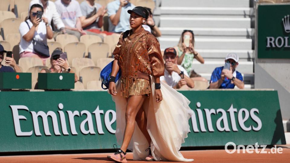 Legte wieder einen filmreifen Auftritt beim Einlauf hin: Naomi Osaka. Bild: Thibault Camus/AP/dpa