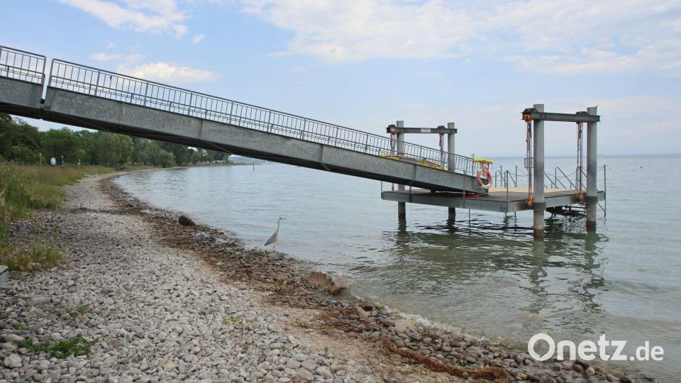 Auch die Schifffahrt muss sich bereits auf das Niedrigwasser einstellen. Bild: Oliver Hanser/dpa