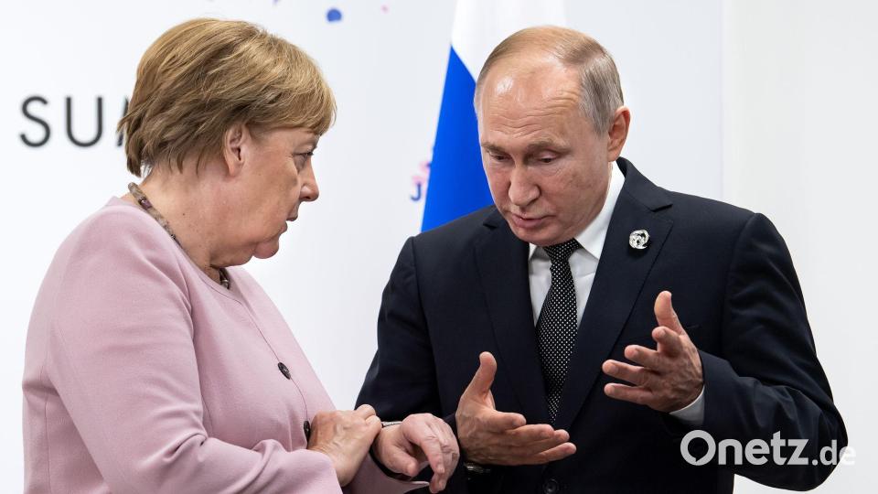 Altkanzlerin Merkel hält es für keine gute Idee, Ex-Regierungschefs mit Kremlchef Putin verhandeln zu lassen. (Archivbild) Bild: Bernd von Jutrczenka/dpa
