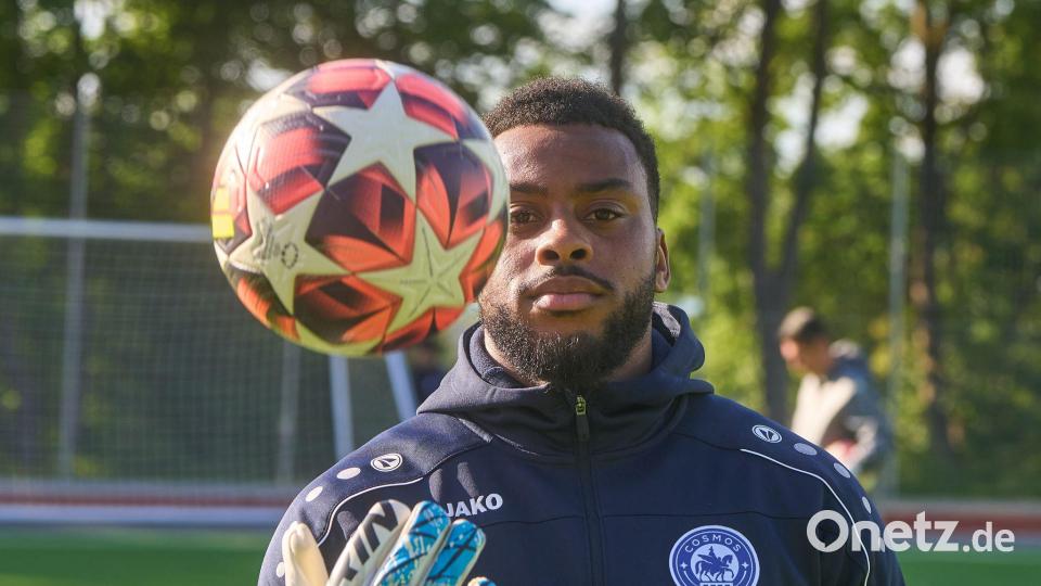 Josué Duverger vom FC Cosmos Koblenz ist in den WM-Kader Haitis berufen worden. Bild: Thomas Frey/dpa