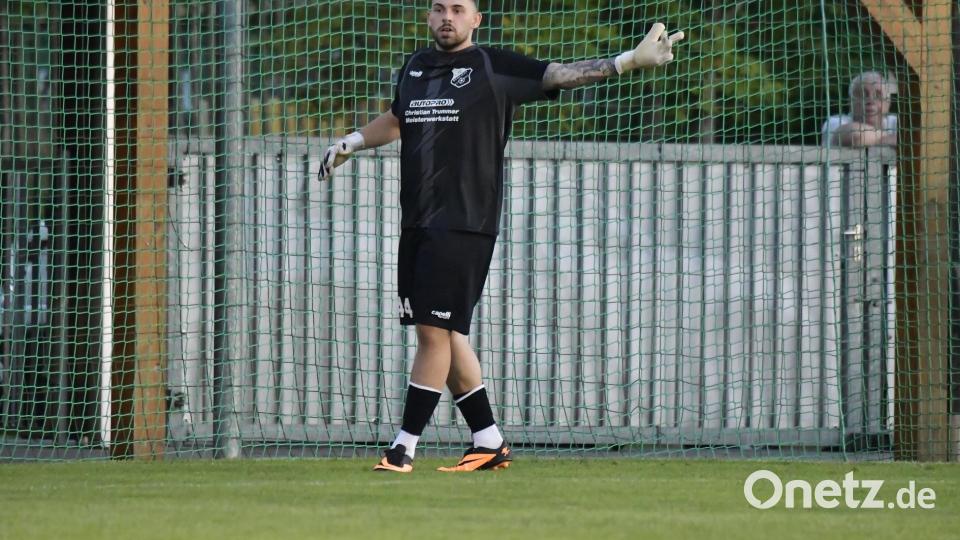 Felix Hummel kehrt vom 1. FC Schlicht zum FC Amberg zurück. Bild: Hubert Ziegler