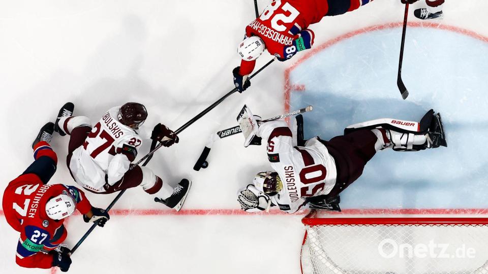 Norwegen steht erstmals im Halbfinale einer Eishockey-WM. Bild: Anthony Anex/KEYSTONE/dpa