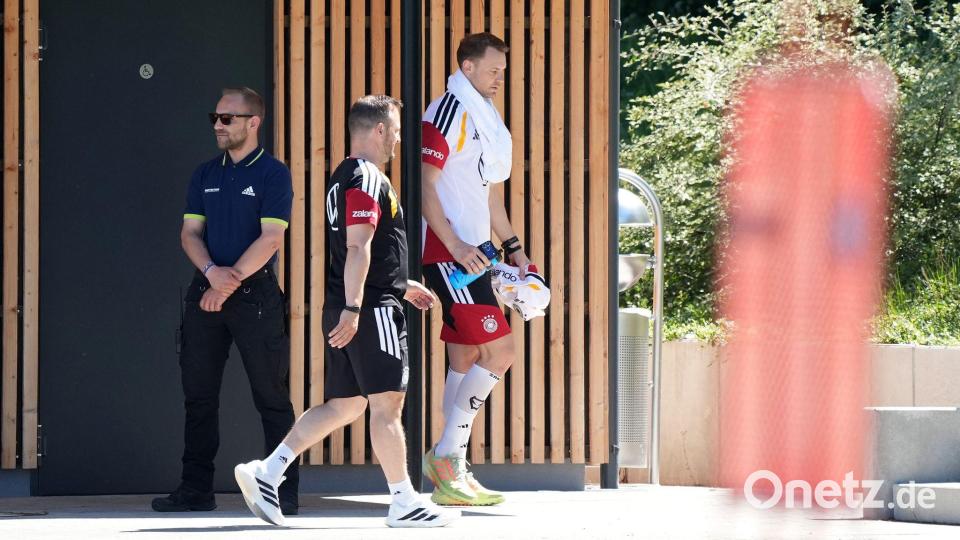 Manuel Neuer am Trainingsplatz der Fußball-Nationalmannschaft. Bild: Marc Schüler/dpa