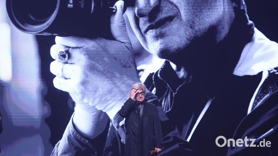 Wim Wenders wurde mit einem Ehrenpreis ausgezeichnet. Bild: Christoph Soeder/dpa