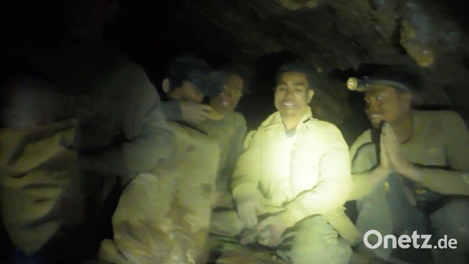 Die eingeschlossenen Goldsucher gelten Experten zufolge als körperlich und mental sehr stabil. Bild: Uncredited/Benz Norrased Palasing Seascout Diving/AP/dpa