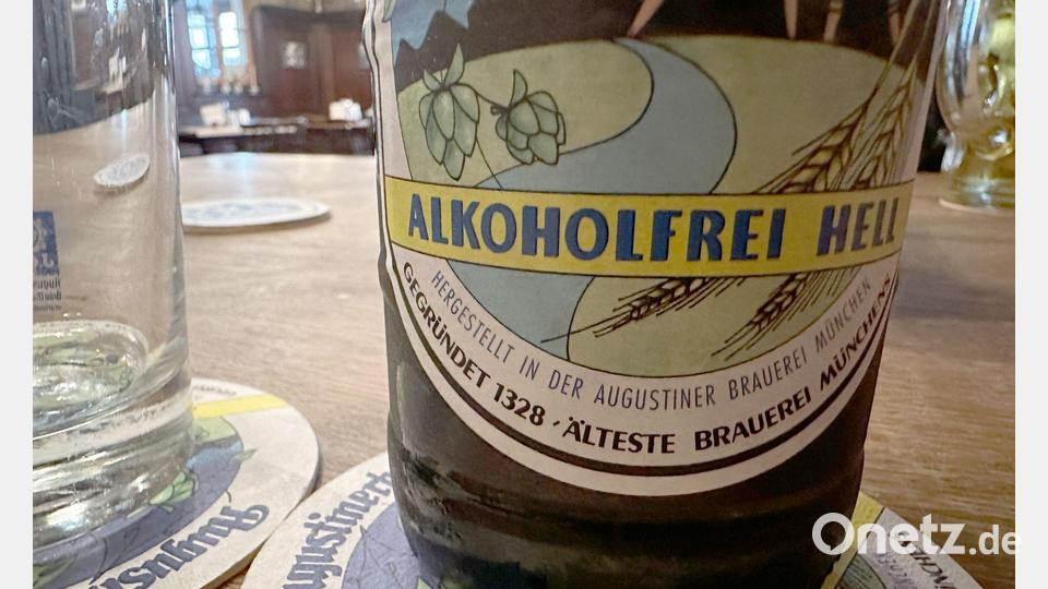 Bier ohne Alkohol ist deutlich gesünder. (Symbolbild) Bild: Gregor Tholl/dpa