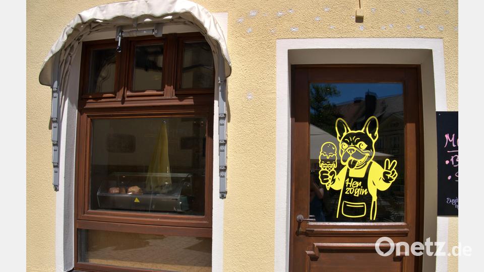 Inspiration für das Logo der Herzogin war die Bulldogge Heidi. Bild: Valerie Preiß