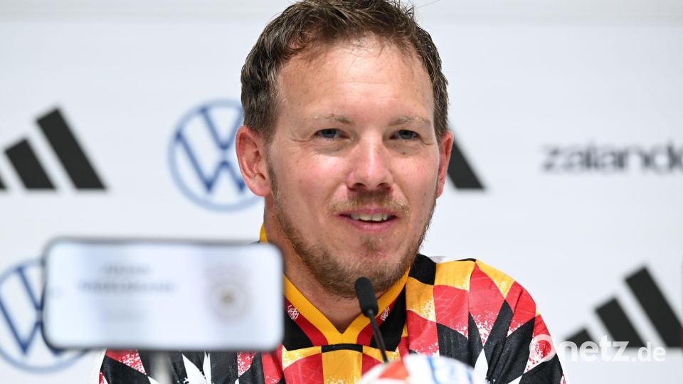 Julian Nagelsmann spricht bei der Pressekonferenz. Bild: Federico Gambarini/dpa