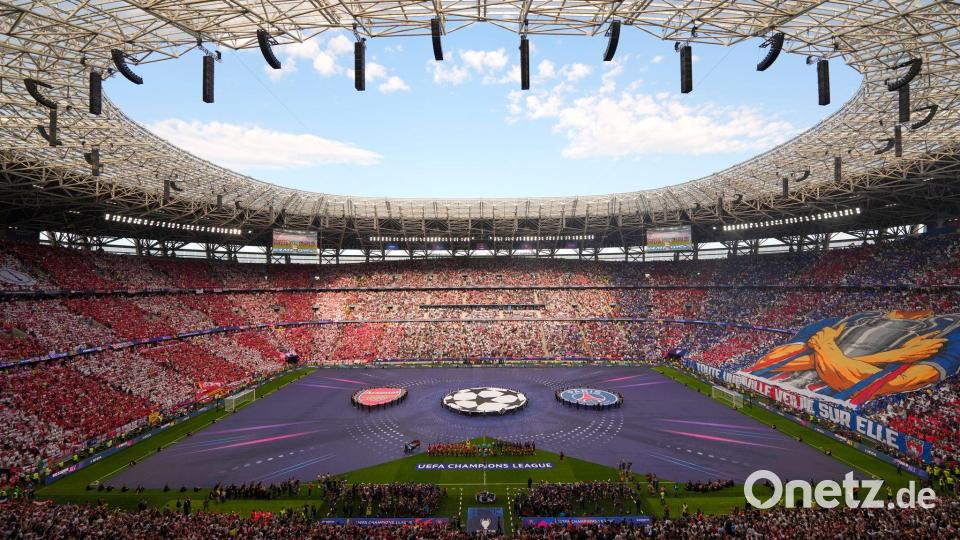 Die Puskás Arena in Budapest war ausverkauft. Bild: Vadim Ghirda/AP/dpa