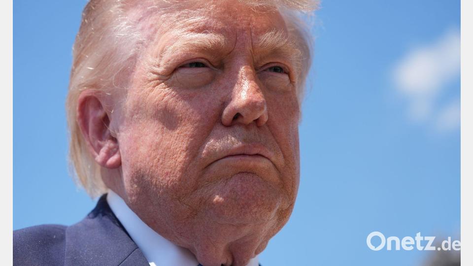 Trump kündigt einen Stopp der gegenseitigen Angriffe an. (Archivbild) Bild: Jacquelyn Martin/AP/dpa