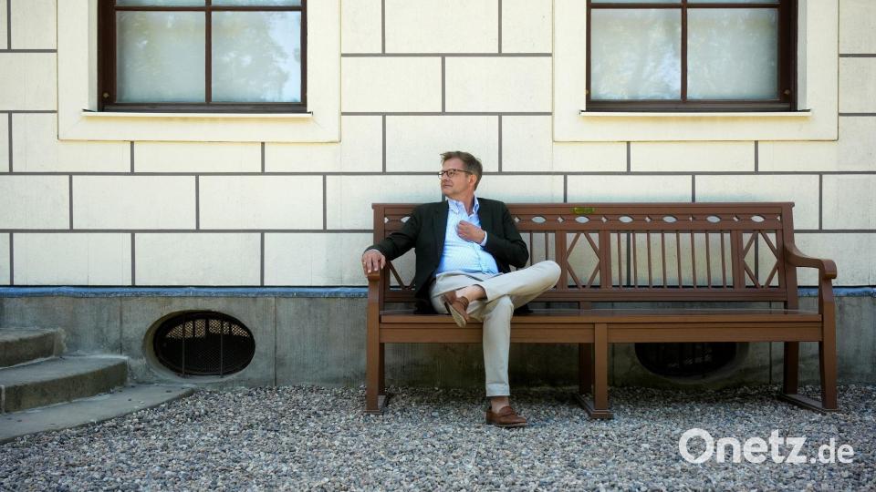 Statt Gold entsteht Rubinrot: Illies’ neues Buch zeigt, wie Kunckels Glas Preußens Kassen füllte. Bild: Maximilian Specht/dpa