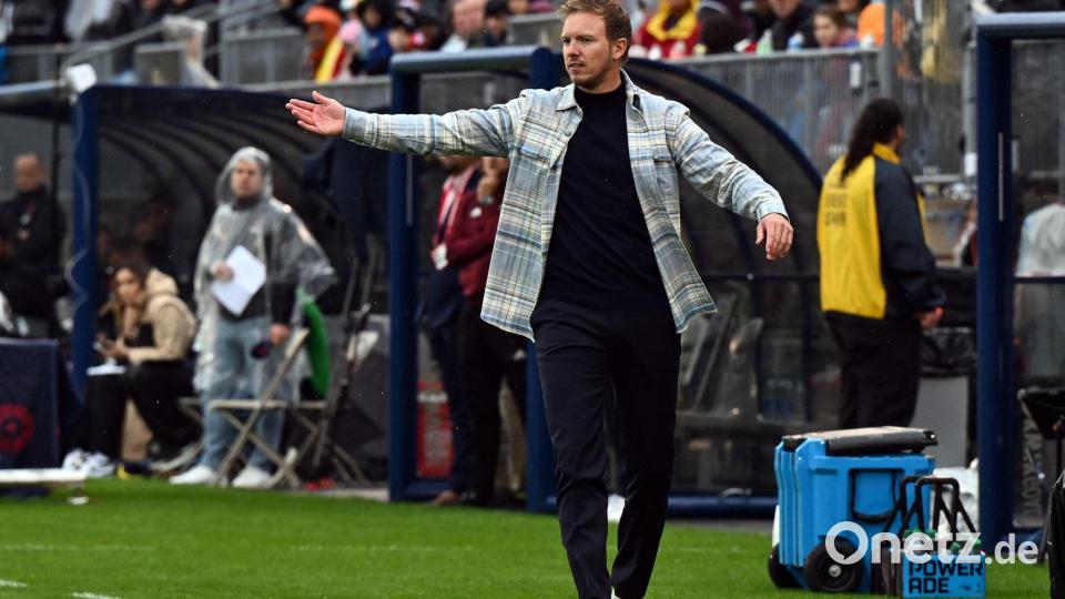 Zurück am Startpunkt: Julian Nagelsmann bei seinem Länderspiel-Debüt als Bundestrainer gegen die USA im Oktober 2023 in Hartford. (Archivbild) Bild: Federico Gambarini/dpa