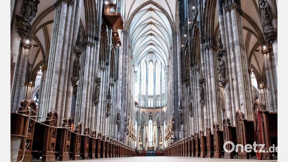 Bislang war der Innenraum des Doms für Touristen kostenlos. (Archivbild) Bild: Federico Gambarini/dpa