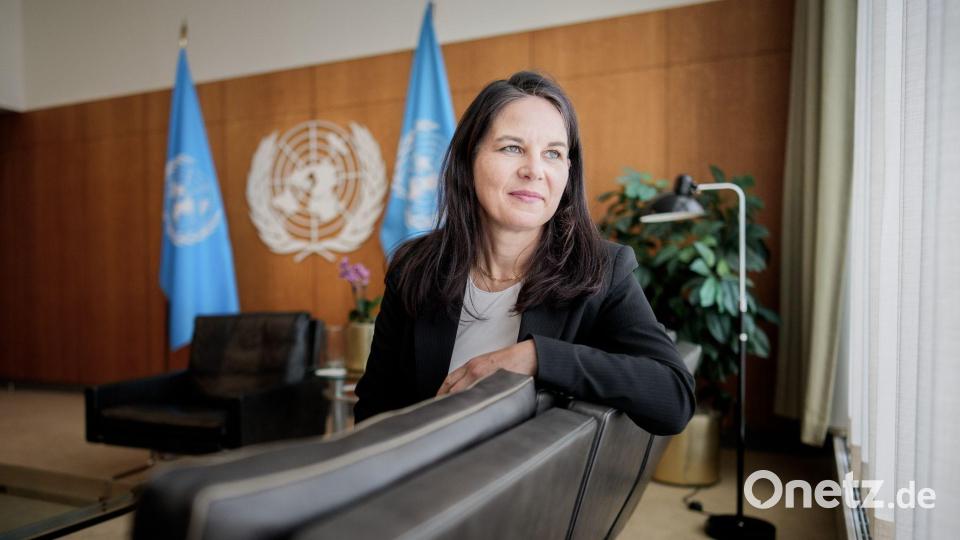 Annalena Baerbock, Präsidentin der Generalversammlung der Vereinten Nationen und ehemalige Außenministerin, aufgenommen in ihrem Büro in der UN bei einem Interview mit der dpa Deutsche Presse-Agentur. Bild: Michael Kappeler/dpa