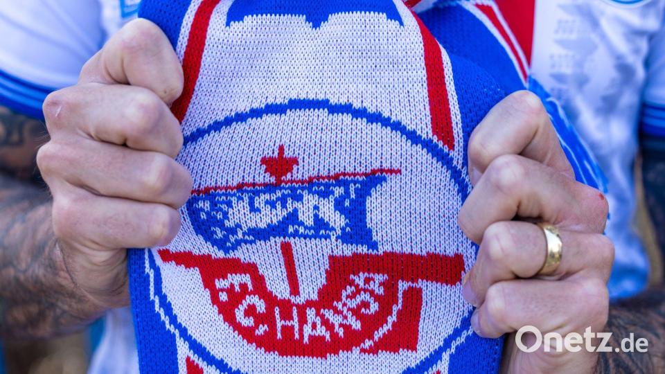 Weite Reisen: Hansa ist der letzte Ost-Club in Liga drei. (Archivbild) Bild: Frank Hammerschmidt/dpa