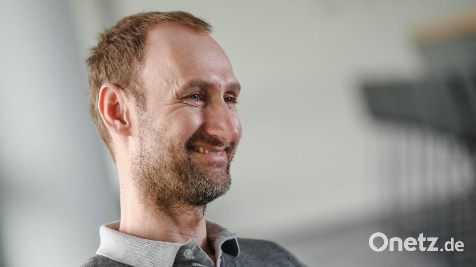 Nachwuchs-Chef Sauer freut sich über die Verpflichtung von Dante. (Archivbild) Bild: Andreas Gebert/dpa