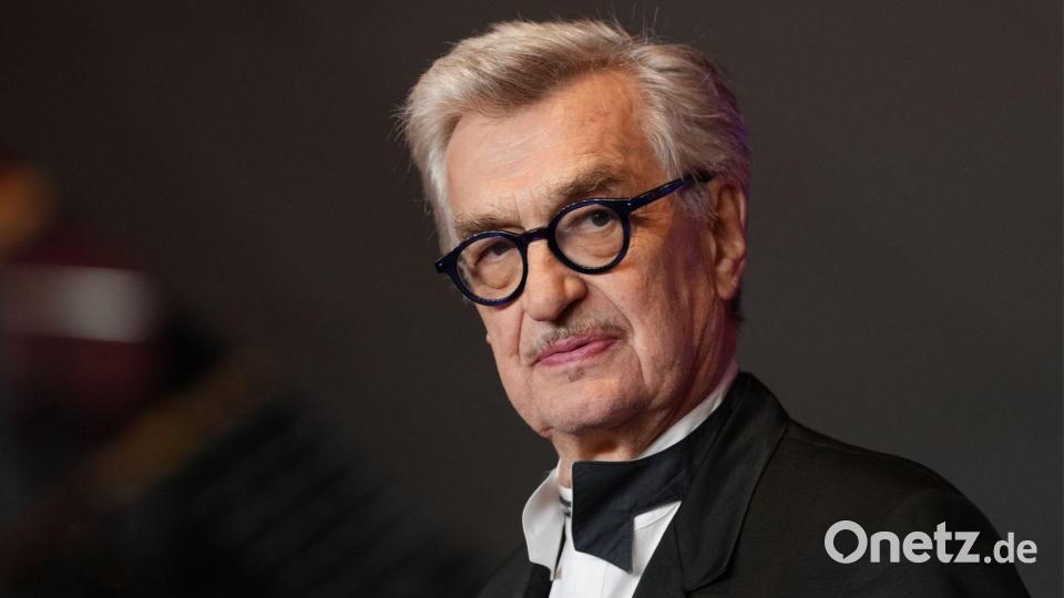 Regisseur Wim Wenders meldet sich in der Debatte zu Wort. (Archivbild) Bild: Soeren Stache/dpa