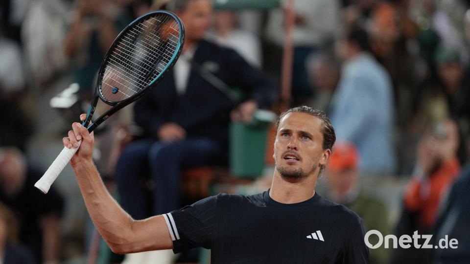 Alexander Zverev will auch im Halbfinale der French Open jubeln. Bild: Thibault Camus/AP/dpa