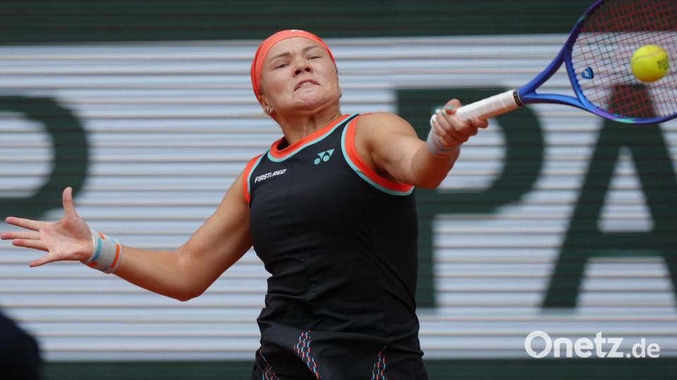 Schnaider besiegte Sabalenka in drei Sätzen. Bild: Aurelien Morissard/AP/dpa