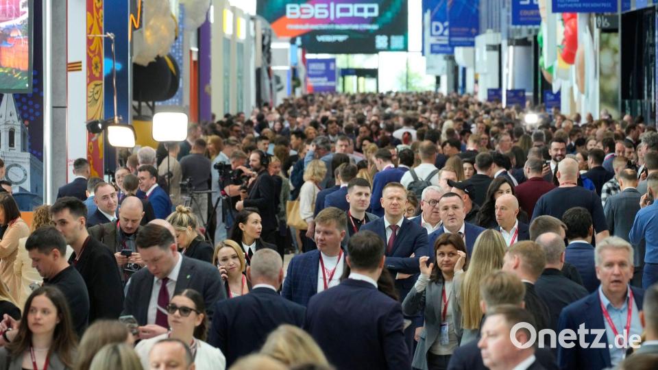 Das internationale Wirtschaftsforum in St. Petersburg (SPIEF) Bild: Dmitri Lovetsky/AP/dpa