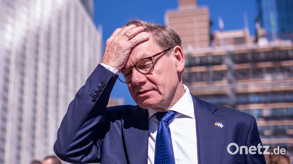 Außenminister Johann Wadephul (CDU) auf dem Weg zur Wahl für den UN-Sicherheitsrat in der Generalversammlung der Vereinten Nationen in New York. Bild: Michael Kappeler/dpa