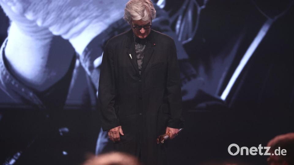 Beim Deutschen Filmpreis ergriff er auf der Bühne das Wort. (Archivbild) Bild: Christoph Soeder/dpa