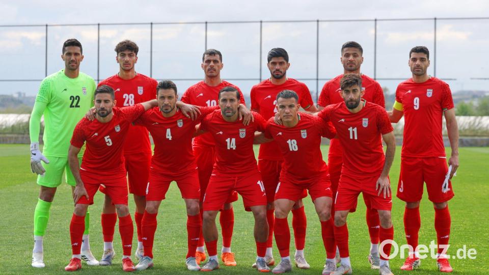 Die iranische Mannschaft kann nun zur WM reisen. (Archivbild) Bild: Riza Ozel/AP/dpa