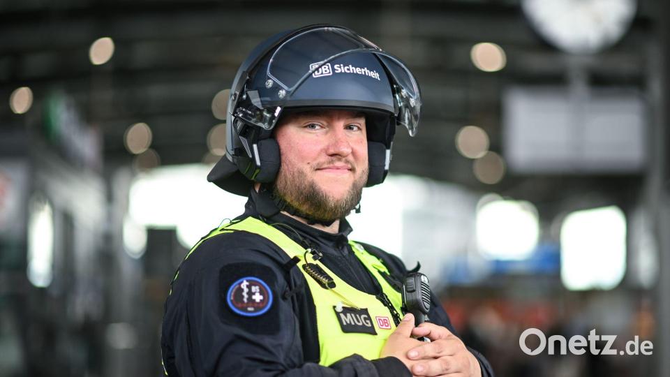 Einer der beiden Initiatoren schildert seinen Arbeitsalltag. Bild: Britta Pedersen/dpa