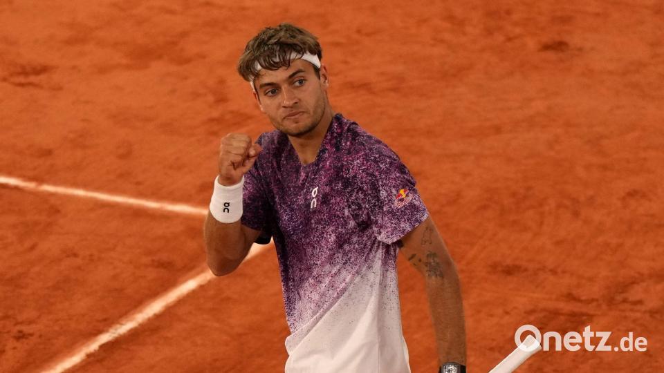 Erreichte auf kuriose Weise das Finale der French Open: Flavio Cobolli. Bild: Aurelien Morissard/AP/dpa