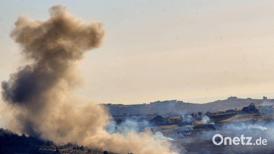 Auch der Konflikt zwischen der Hisbollah im Libanon und Israel geht weiter. (Archivbild) Bild: Stringer/dpa