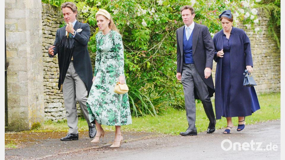 Prinzessin Beatrice und Prinzessin Eugenie reisten nach Kemble. Bild: Ben Birchall/PA Wire/dpa