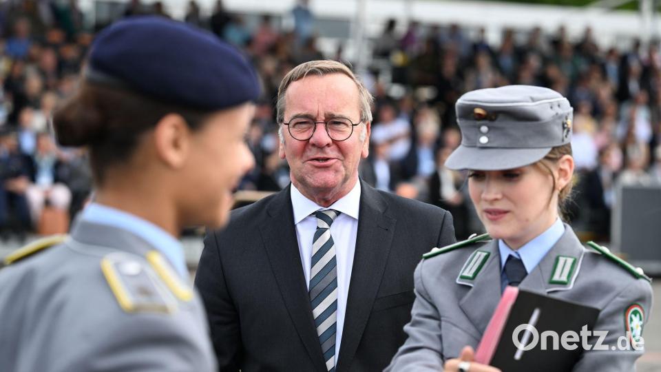 Verteidigungsminister Boris Pistorius (SPD) ist mit der Resonanz am Bundeswehr-Aktionstag zufrieden. Bild: Sven Hoppe/dpa