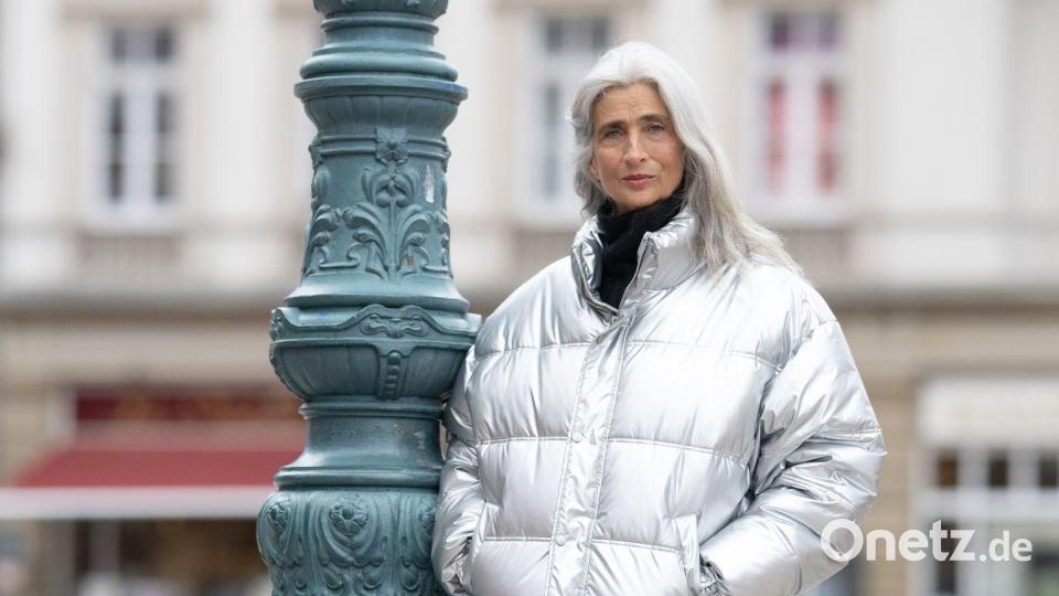 Als „Best Ager Model“ macht Kossiwakis anderen Frauen Mut. Bild: Boris Roessler/dpa
