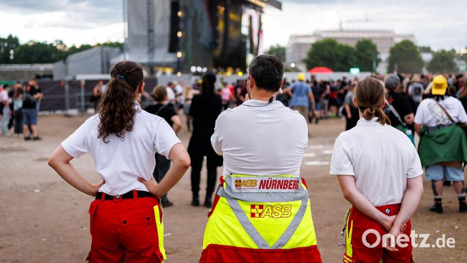 Der Sanitätsdienst hatte während des Festivals gut zu tun. Die Einsätze lagen im Vergleich zum Vorjahr aber etwas niedriger. Bild: Daniel Karmann/dpa