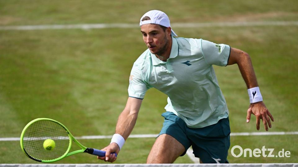 Jan-Lennard Struff steht in Stuttgart im Achtelfinale. Bild: Marijan Murat/dpa