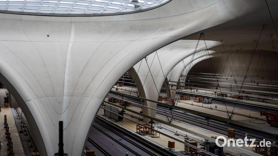 Die Eröffnung von Stuttgart 21 könnte sich Medienberichten zufolge weiter verzögern. (Archivbild) Bild: Christoph Schmidt/dpa