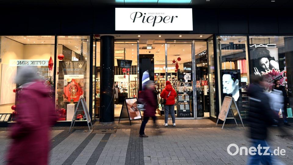 Eine Pieper-Filiale in Köln - auch künftig werden die Parfumshops in vielen deutschen Innenständen zu finden sein. Bild: Federico Gambarini/dpa