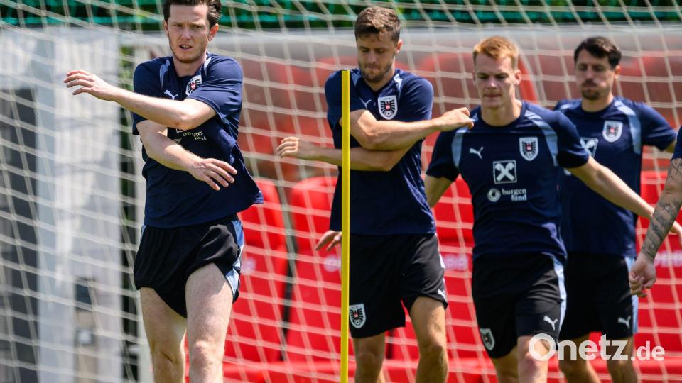 Christoph Baumgartner (2.v.l.) absolviert seine Reha im Kreise der österreichischen Nationalmannschaft in den USA. Bild: Max Slovencik/APA/dpa