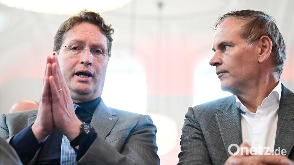 Mercedes-Chef Källenius : „Wir müssen auch in diesem Land die Kosten senken“. Bild: Bernd Weißbrod/dpa