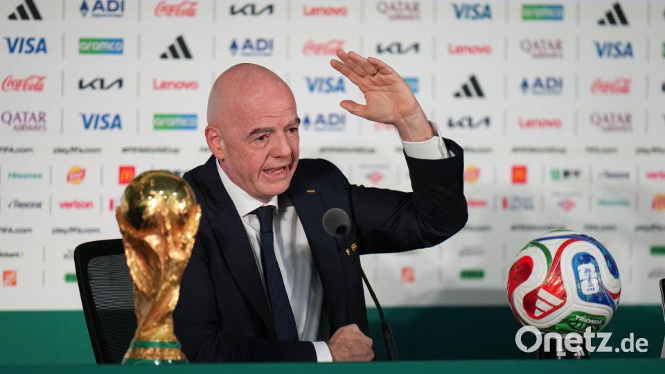 Gianni Infantino spricht über die Visaprobleme vor der WM. Bild: Eduardo Verdugo/AP/dpa