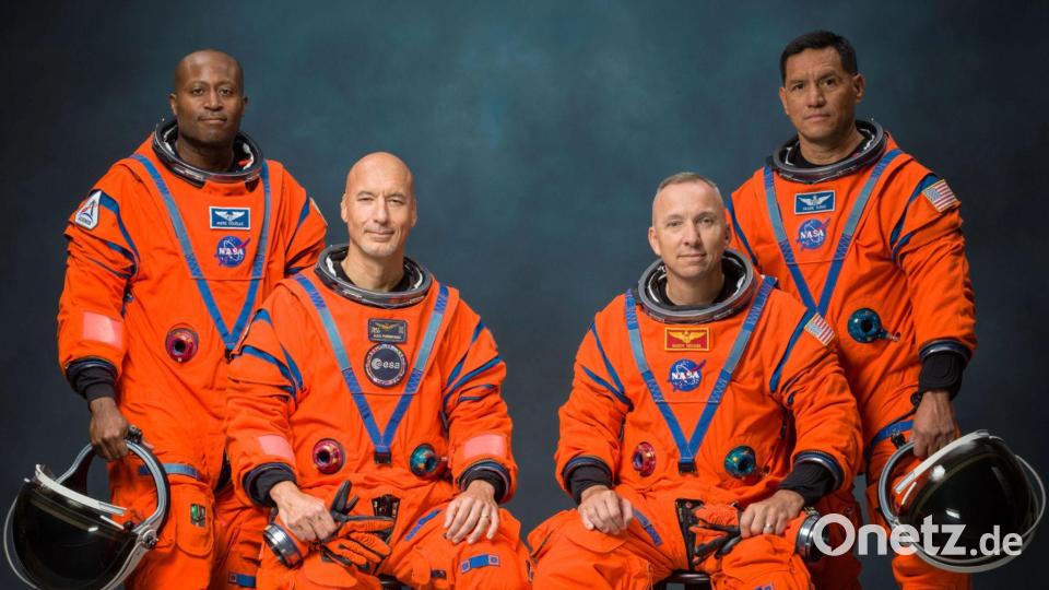 Mit zur Crew sollen auch die US-Amerikaner Andre Douglas, Randy Bresnik und Frank Rubio (l-r) gehören. Bild: Bill Stafford/NASA/AP/dpa
