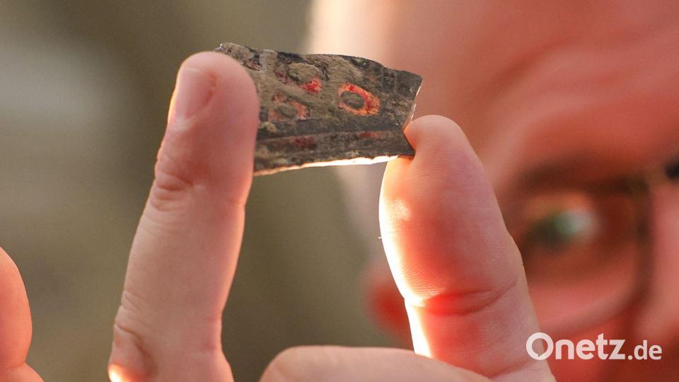 Archäologische Untersuchungen am Standort des Grabmals von Kaiser Otto dem Großen im Magdeburger Dom bringen Erkenntnisse. Bild: Peter Gercke/dpa