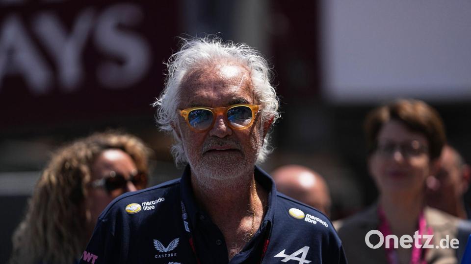 Flavio Briatore hat mal wieder einen Deal eingefädelt. (Archivbild) Bild: Fatima Shbair/AP/dpa