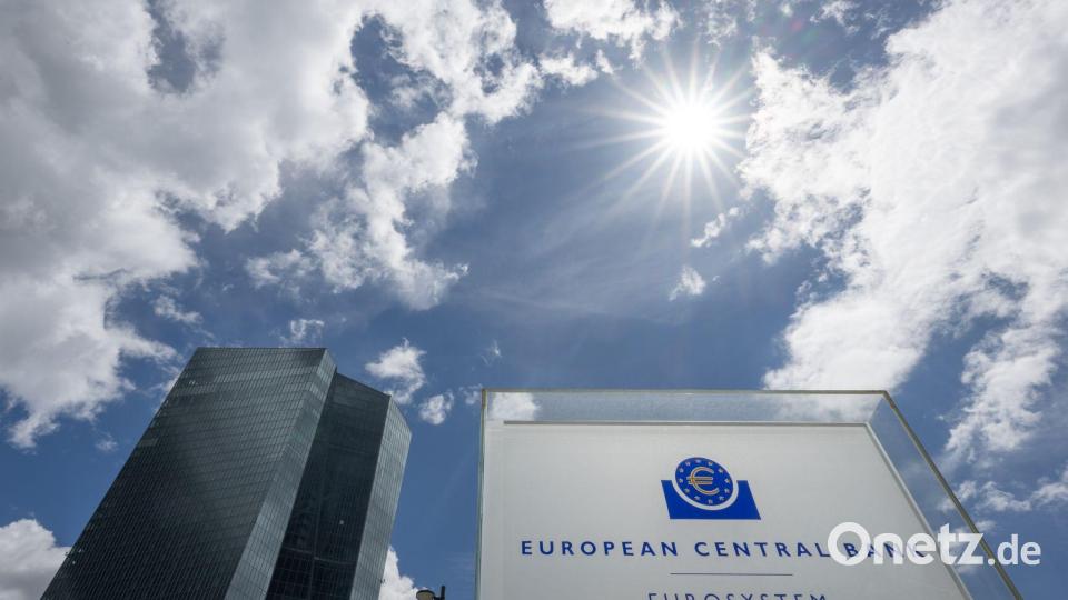 Die steigende Inflation in der Eurozone setzt die EZB unter Druck. Bild: Boris Roessler/dpa