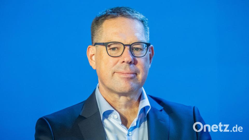 Schwarz-Chef Chrzanowski: „Wir übernehmen Verantwortung am Wirtschaftsstandort Deutschland und leisten unseren Beitrag für ein starkes, souveränes Europa“. (Archivbild) Bild: Michael Kappeler/dpa