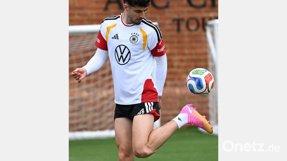 „Ein begnadeter Fußballer“, sagt Rudi Völler über Kai Havertz. Bild: Federico Gambarini/dpa